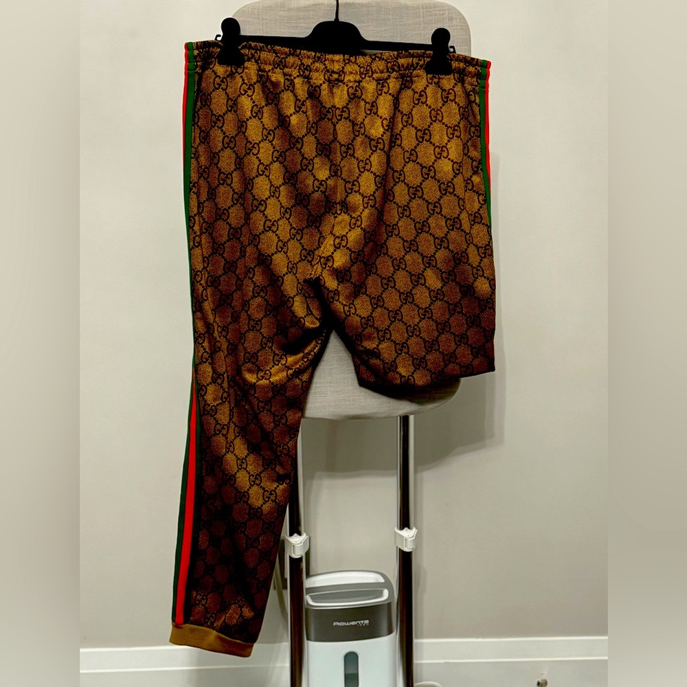 Gucci Classic Sweatpants – Timeless Comfort, Iconic Style